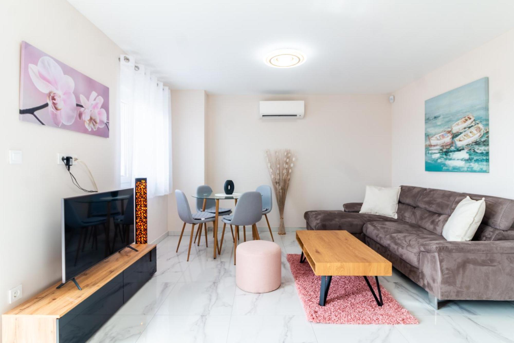 Apartmani Nela Kastela Bagian luar foto