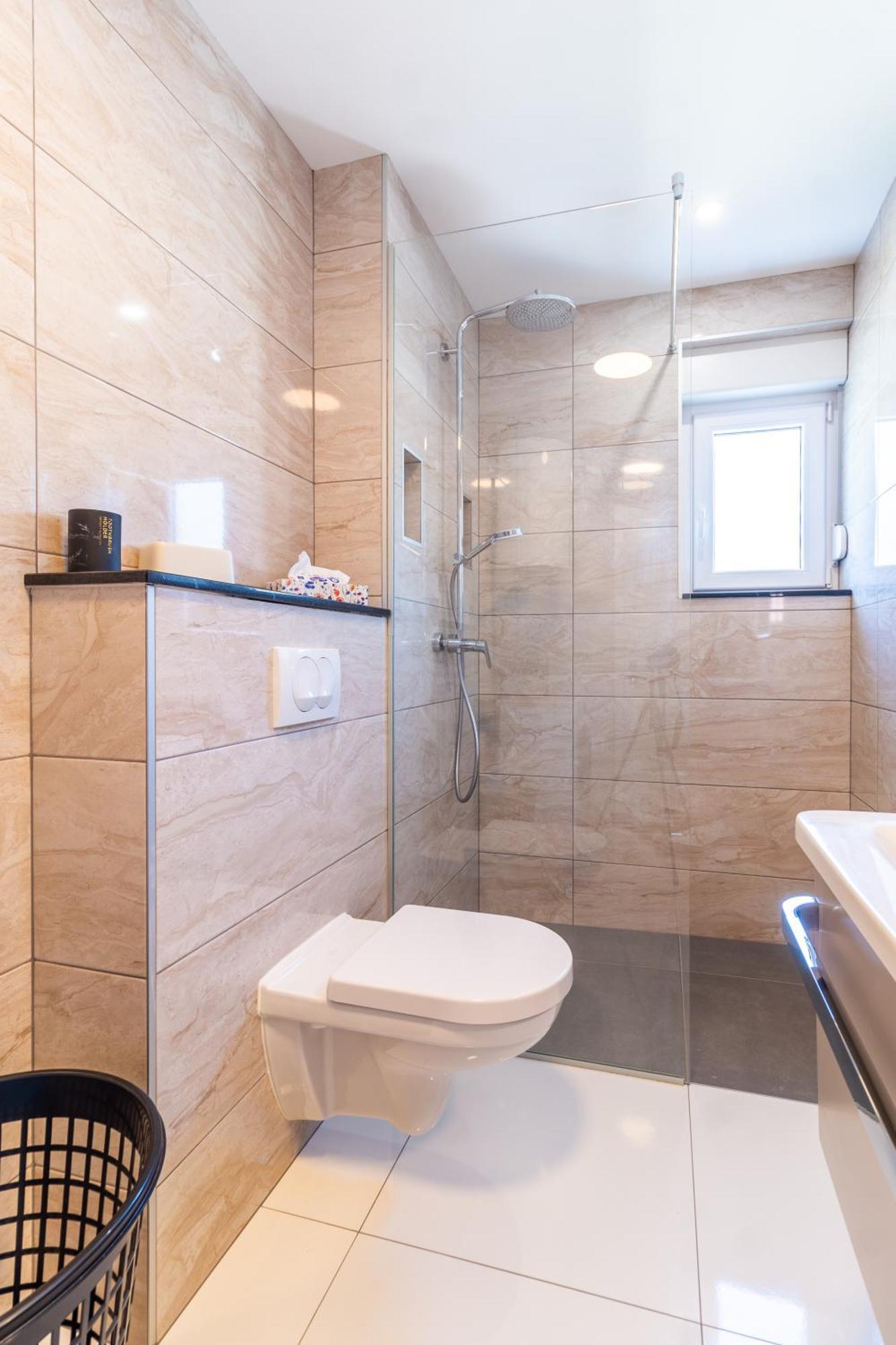 Apartmani Nela Kastela Bagian luar foto
