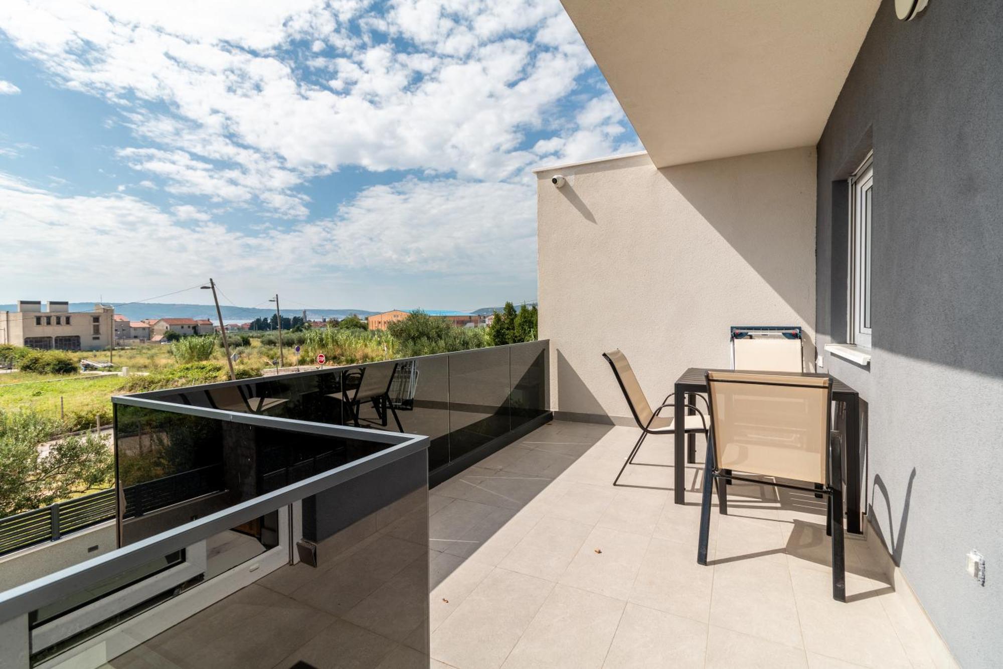 Apartmani Nela Kastela Bagian luar foto